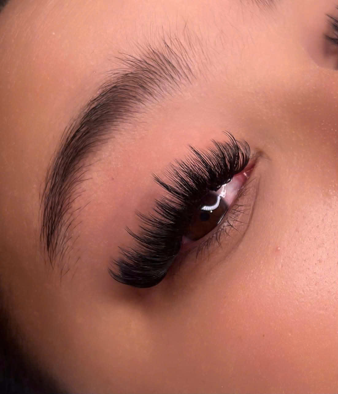 Volume lash extension result